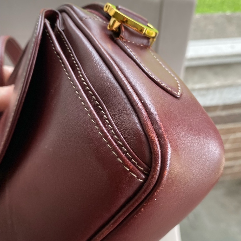 AUTHENTIC Cartier Burgundy CROSSBODY BAG With WALLET - Picture 4 of 16